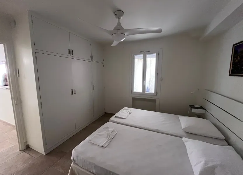 Appartement Place de l'Hôtel de Ville à Gréoux-les-Bains