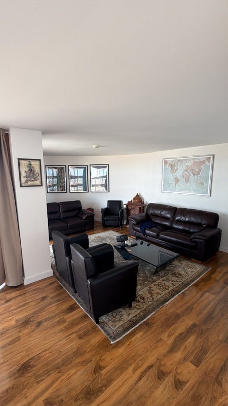 Room Lombard Road in Greater London