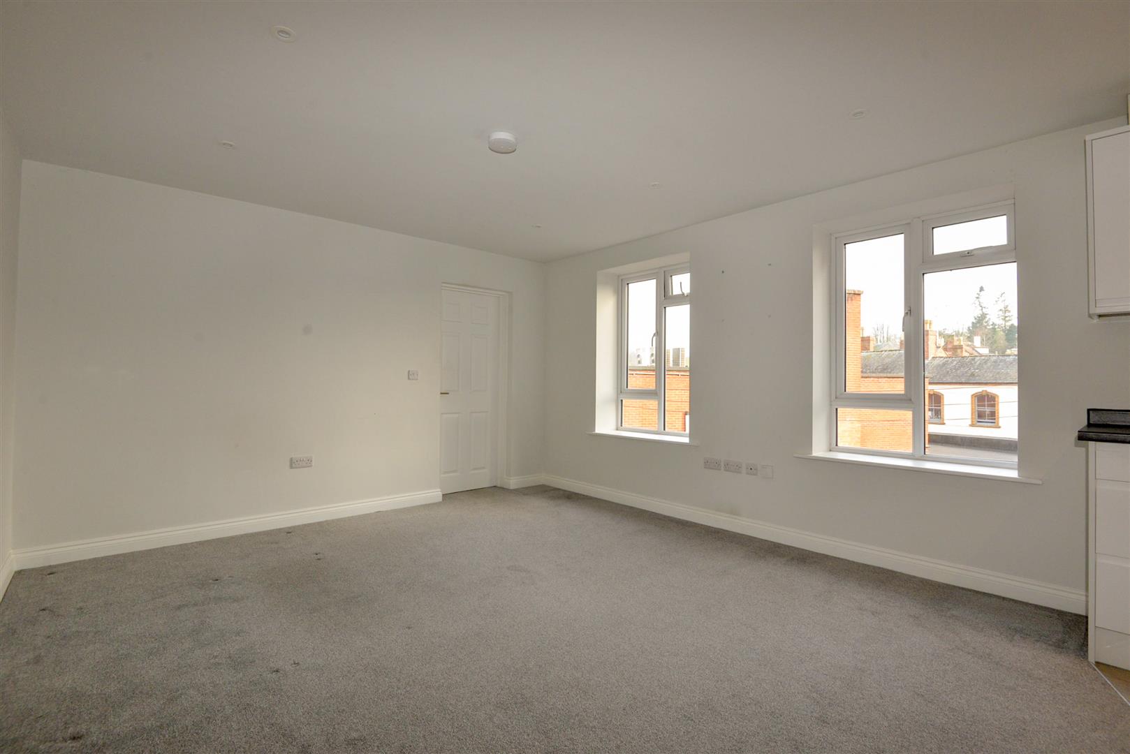 Flat Middle Street in Yeovil