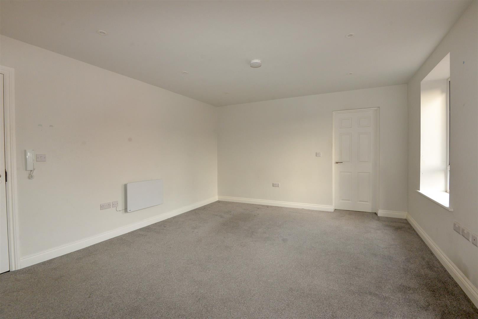 Flat Middle Street in Yeovil