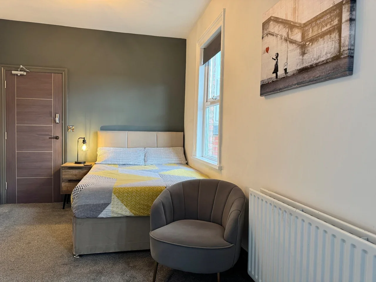 Room Clifton Road in Darlington