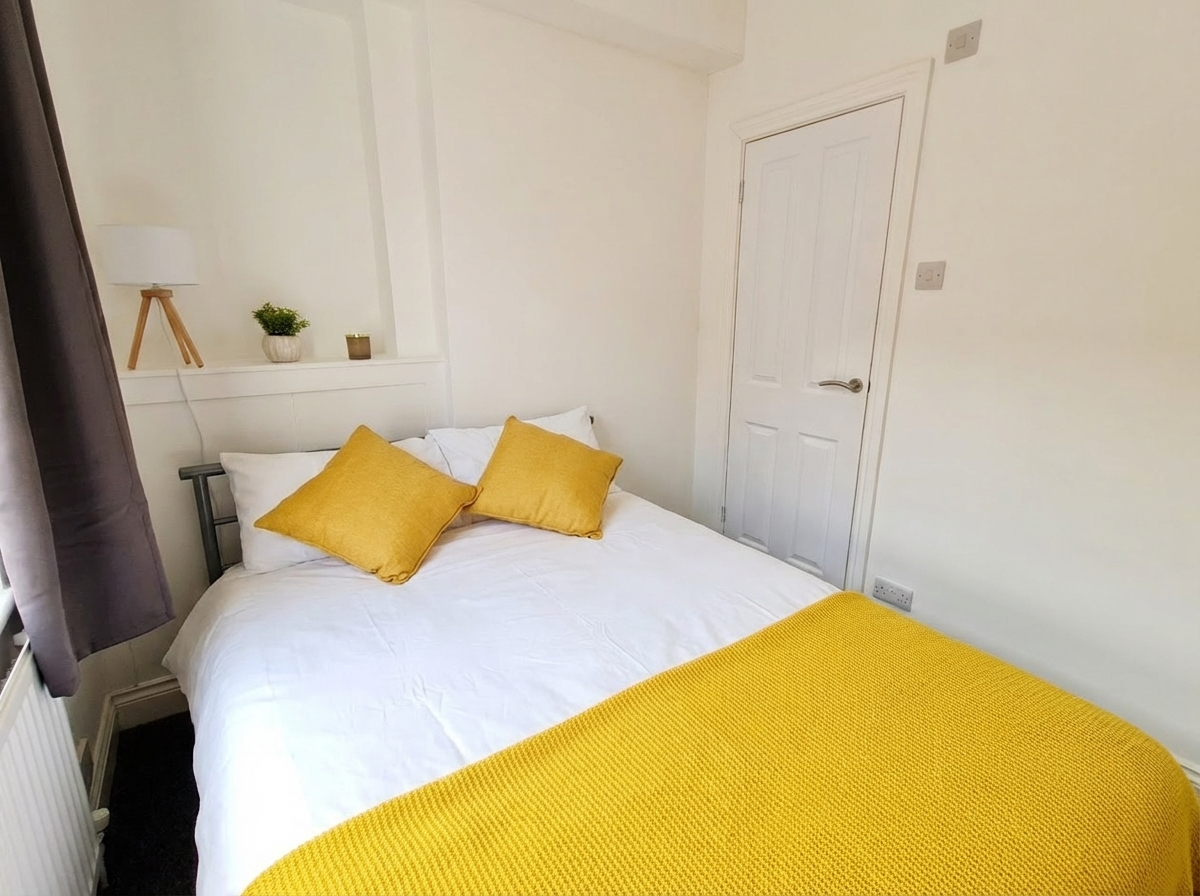 Room College Street in South Kesteven