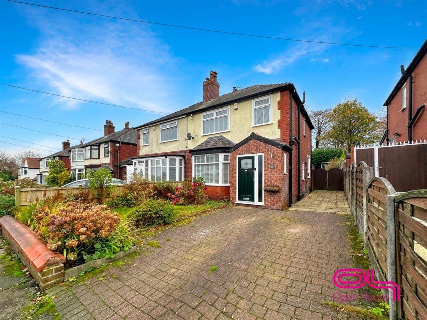 Flat Lingmoor Road in Bolton