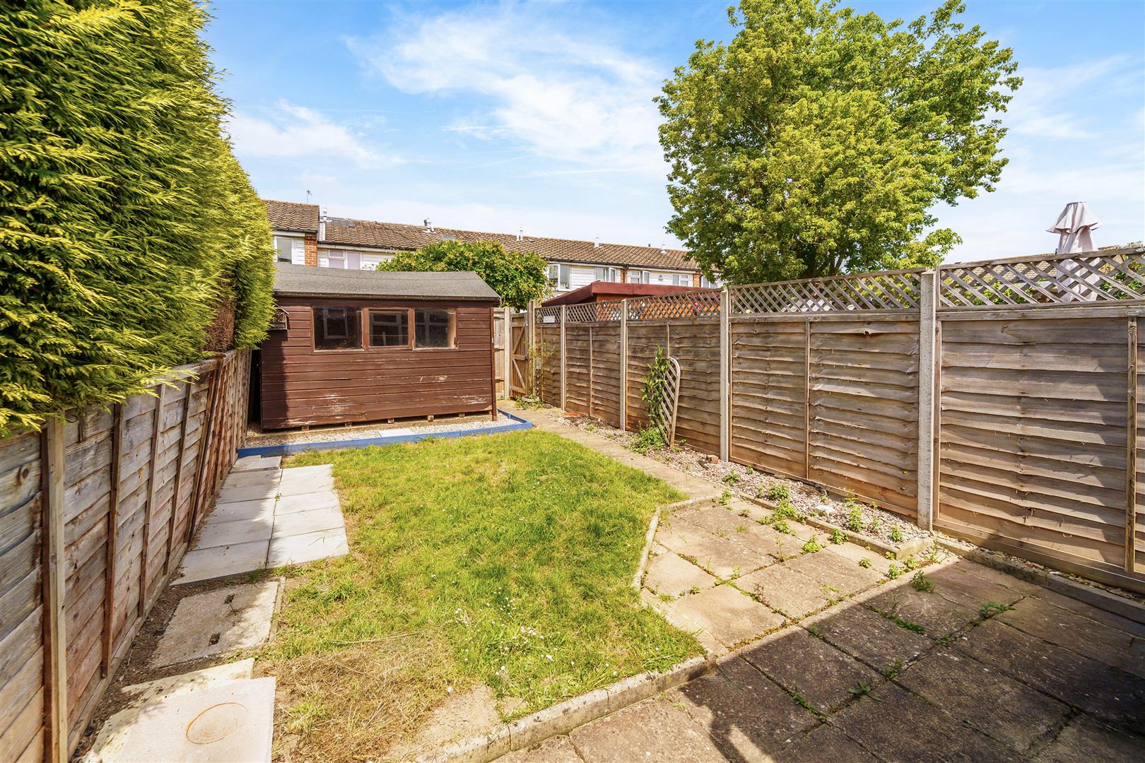 House Avondale Close in Reigate and Banstead