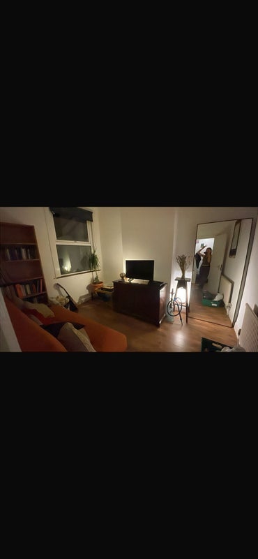 Room Glenwood Road in Greater London