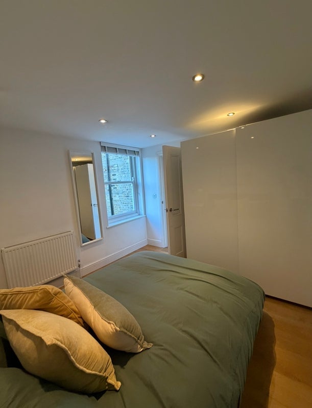 Room Nightingale Lane in Greater London