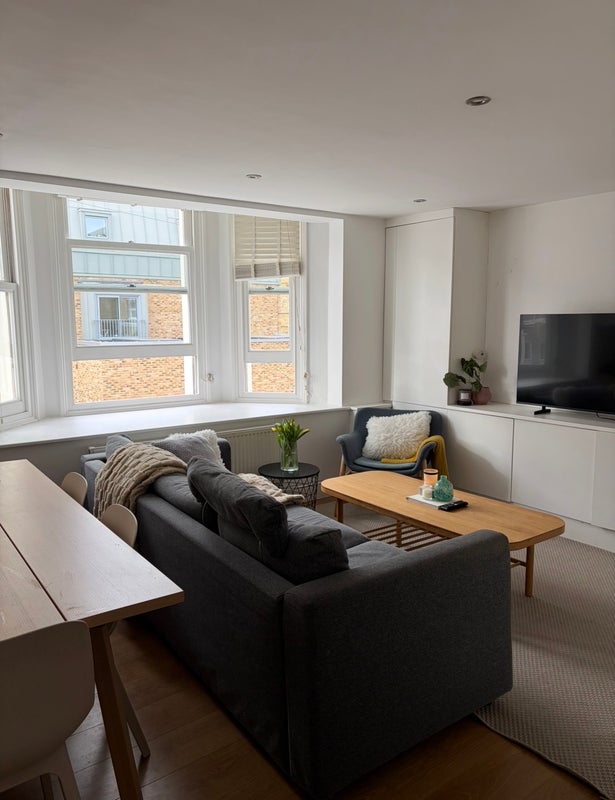 Room Nightingale Lane in Greater London