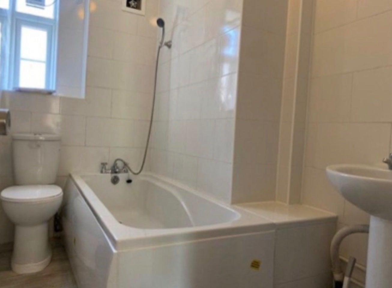 Room Loughborough Road in Greater London