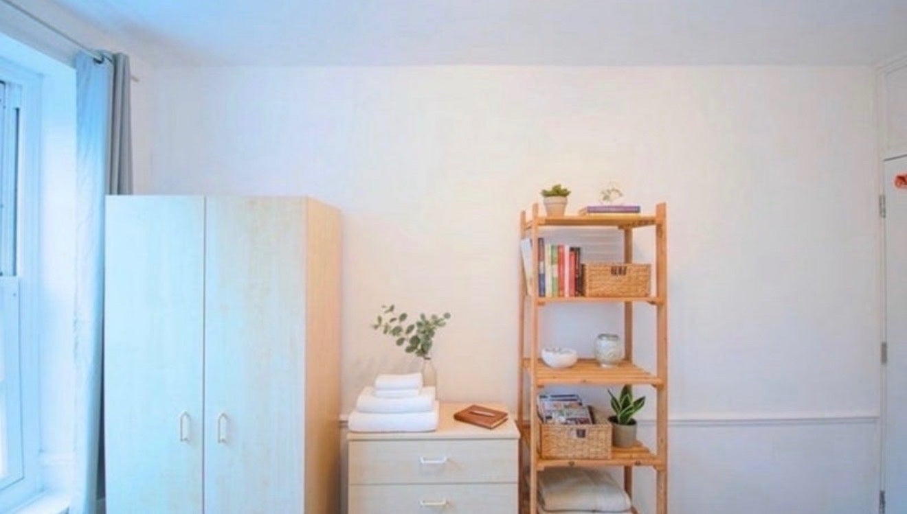 Room Loughborough Road in Greater London