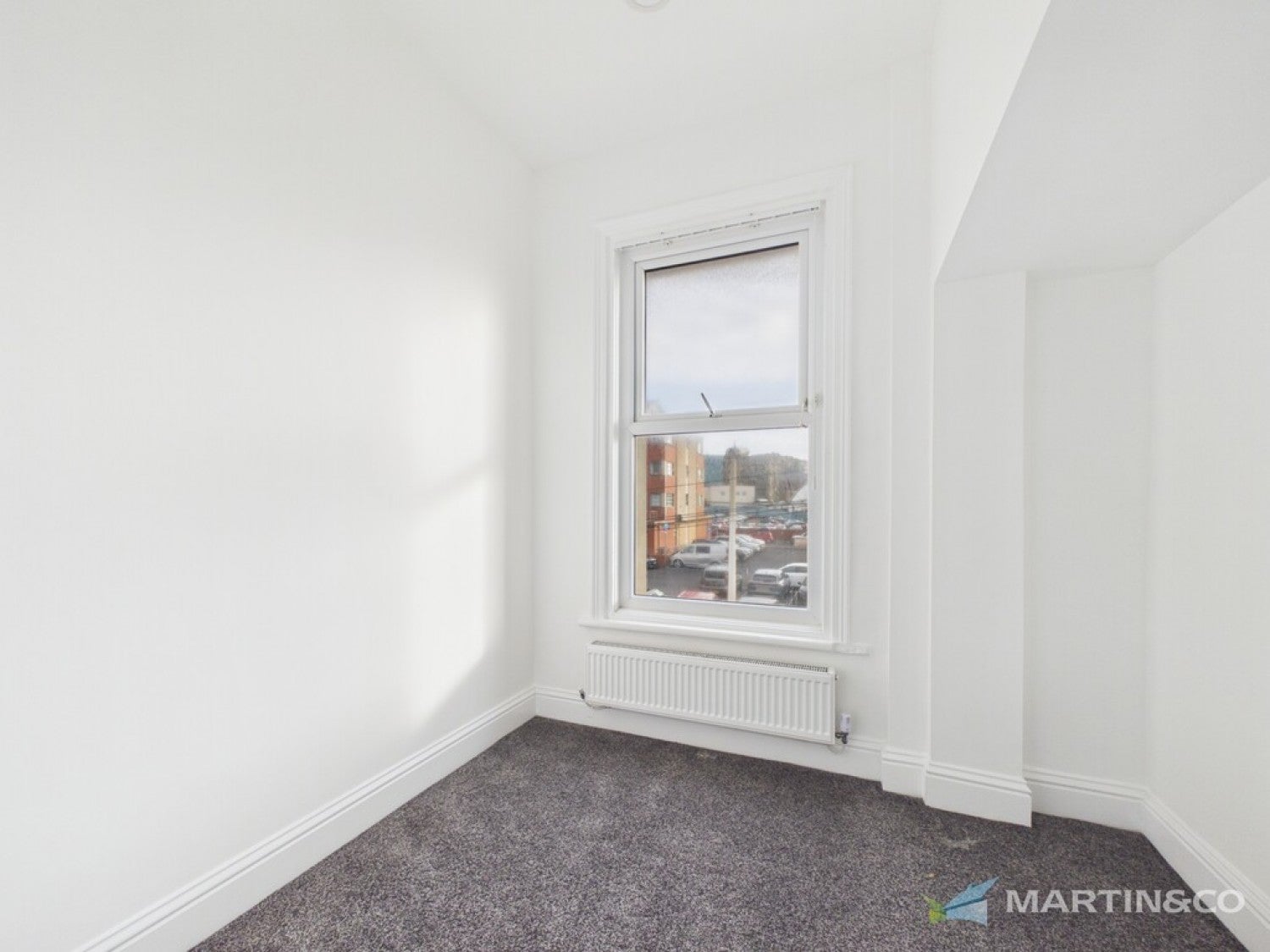 Flat Balmoral Road in Blackpool