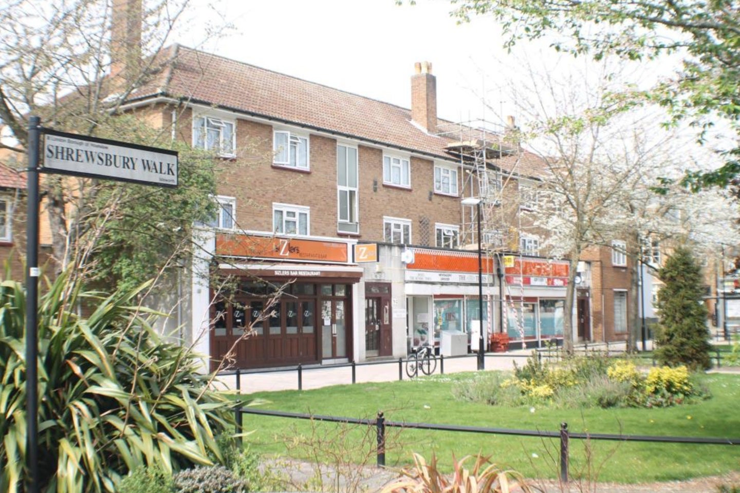 Flat Shrewsbury Walk in Greater London