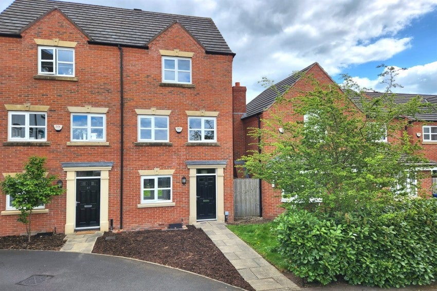 House Powder Mill Road in Warrington
