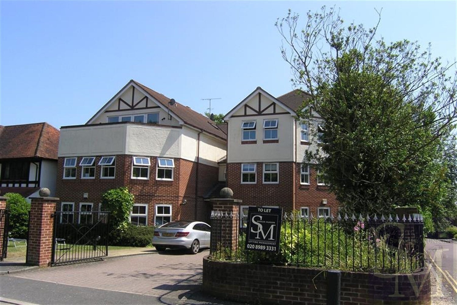 Flat Burlington Place in Greater London