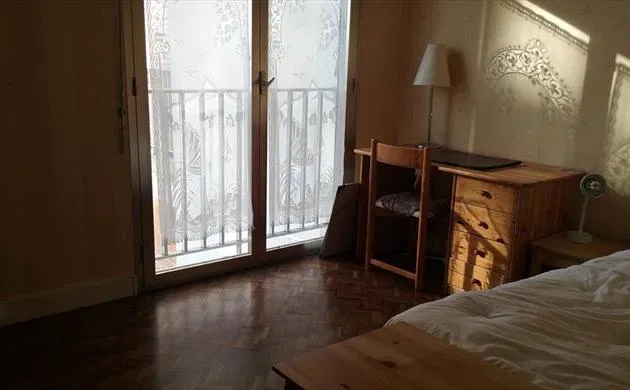 Chambre Rue de l'École des Postes à Versailles