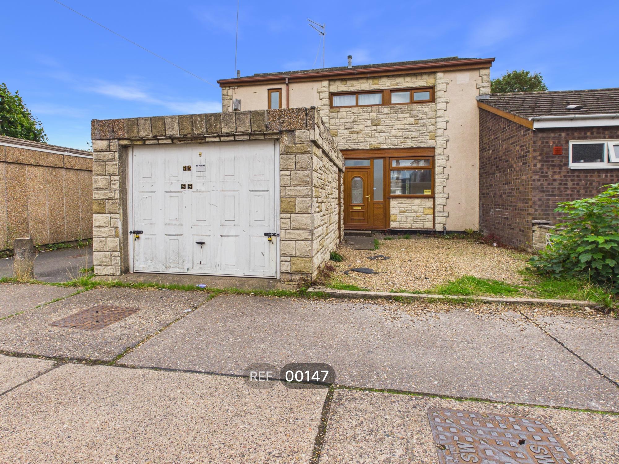 House Lanyon Close in Sutton