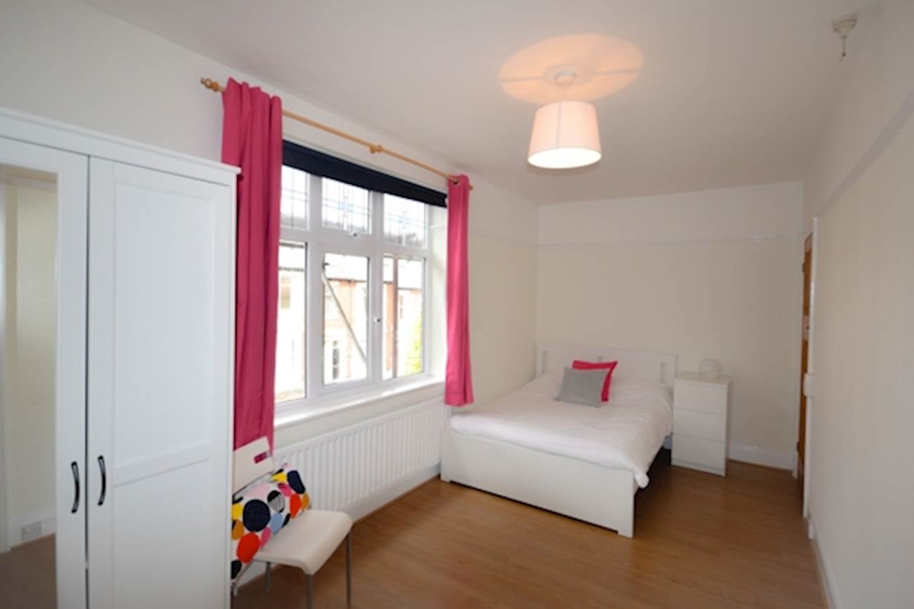 Room Cavendish Place in Newcastle upon Tyne