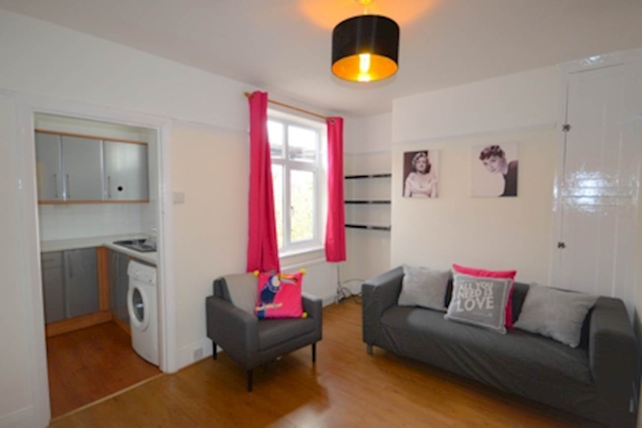 Room Cavendish Place in Newcastle upon Tyne
