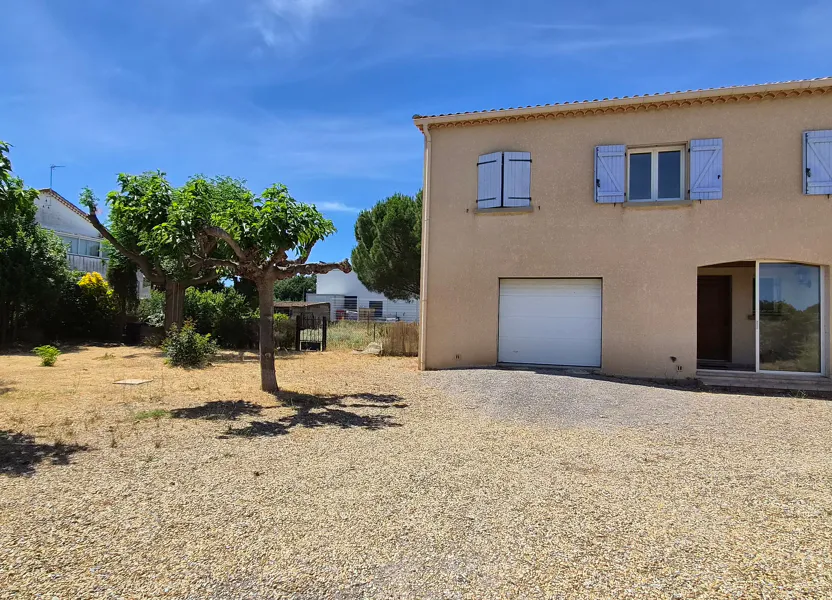 House Rue du Grand et Petit Bailli in Maraussan
