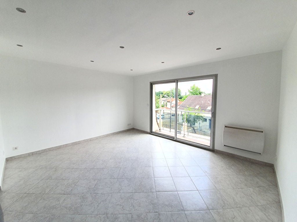 Flat Boulevard de la Gribelette in Morsang-sur-Orge