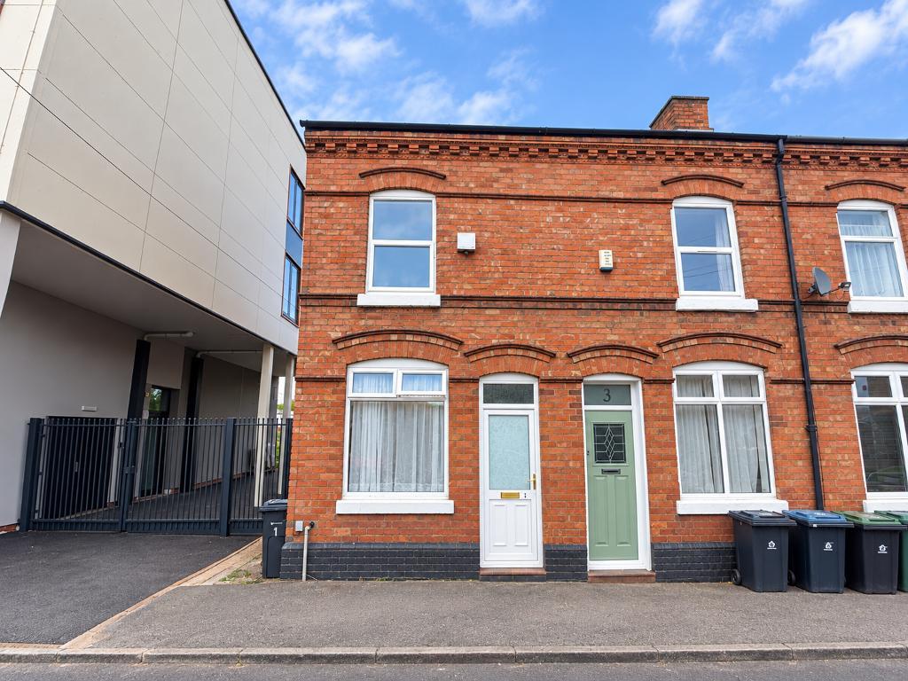 House Hunts Road in Birmingham