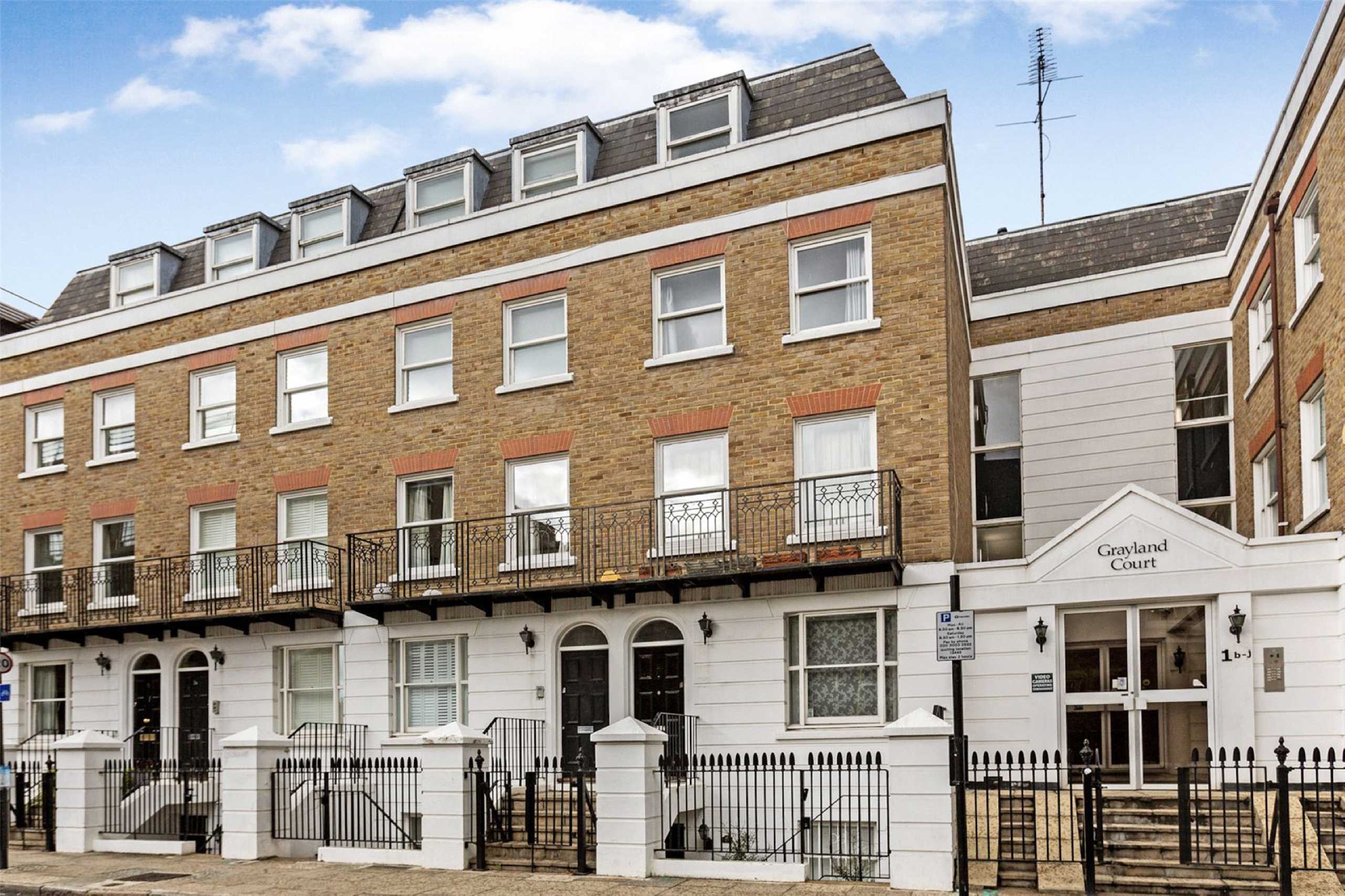 Flat Heathcote Street in Greater London