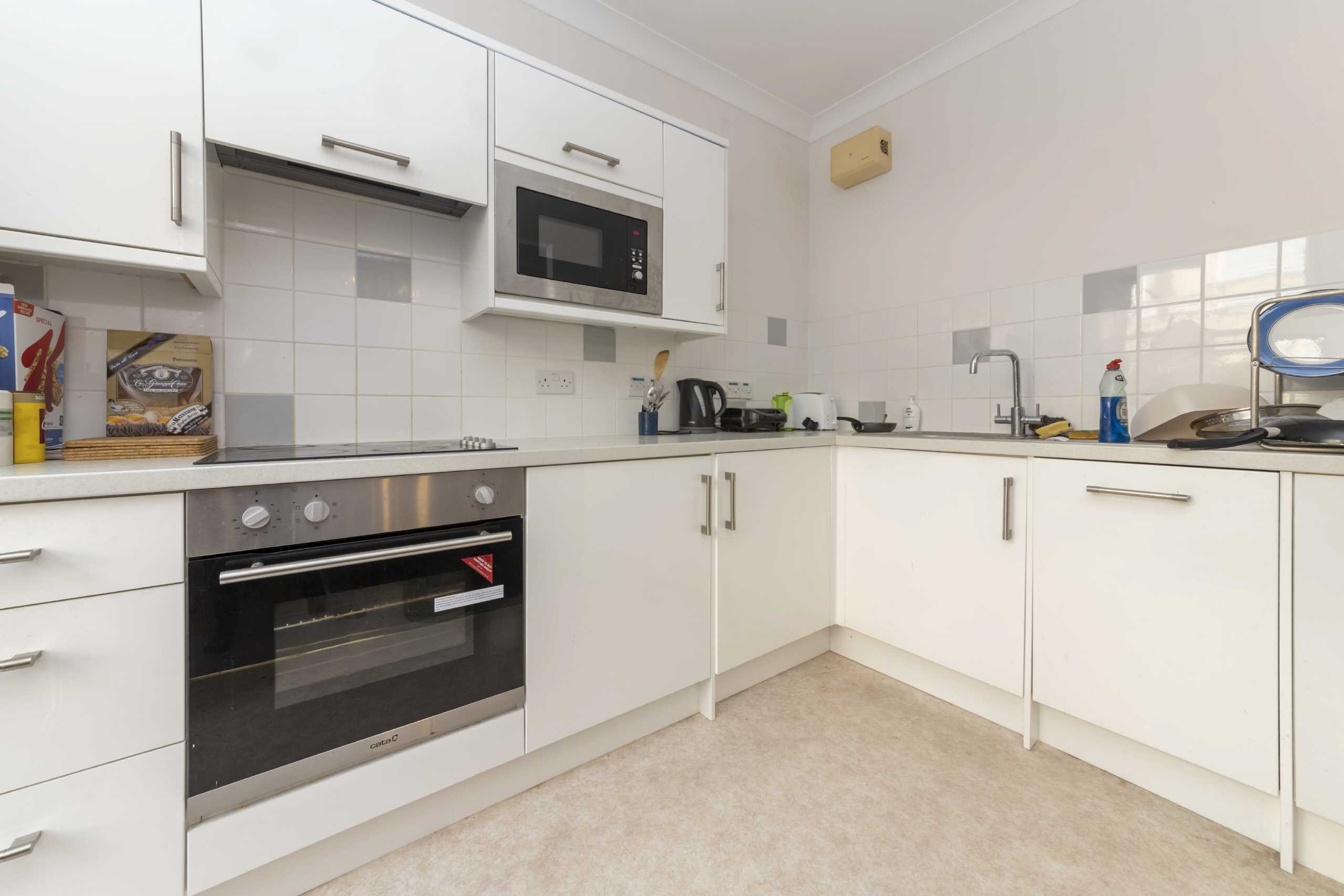 Flat Heathcote Street in Greater London