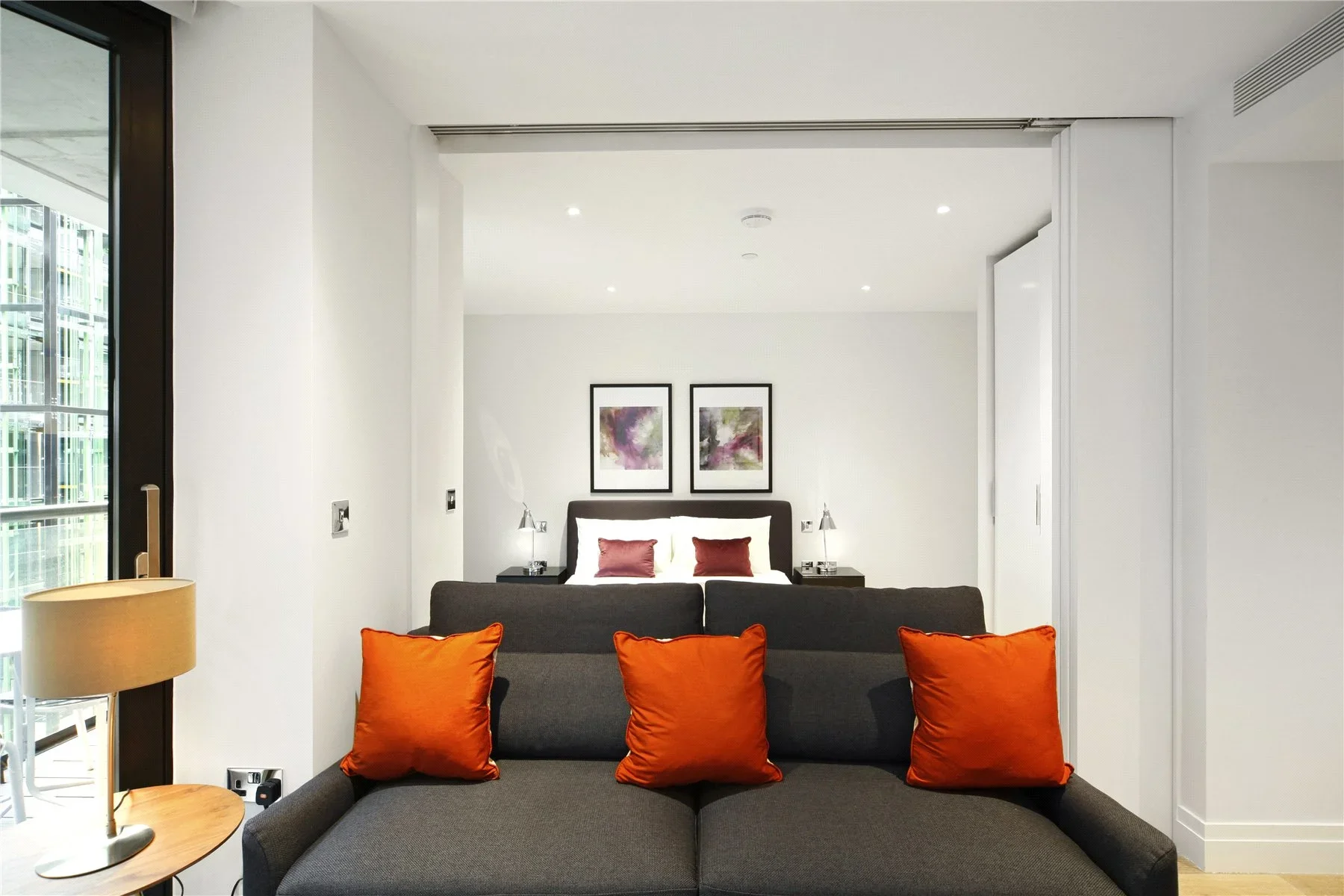 Flat Tideway Walk in Greater London