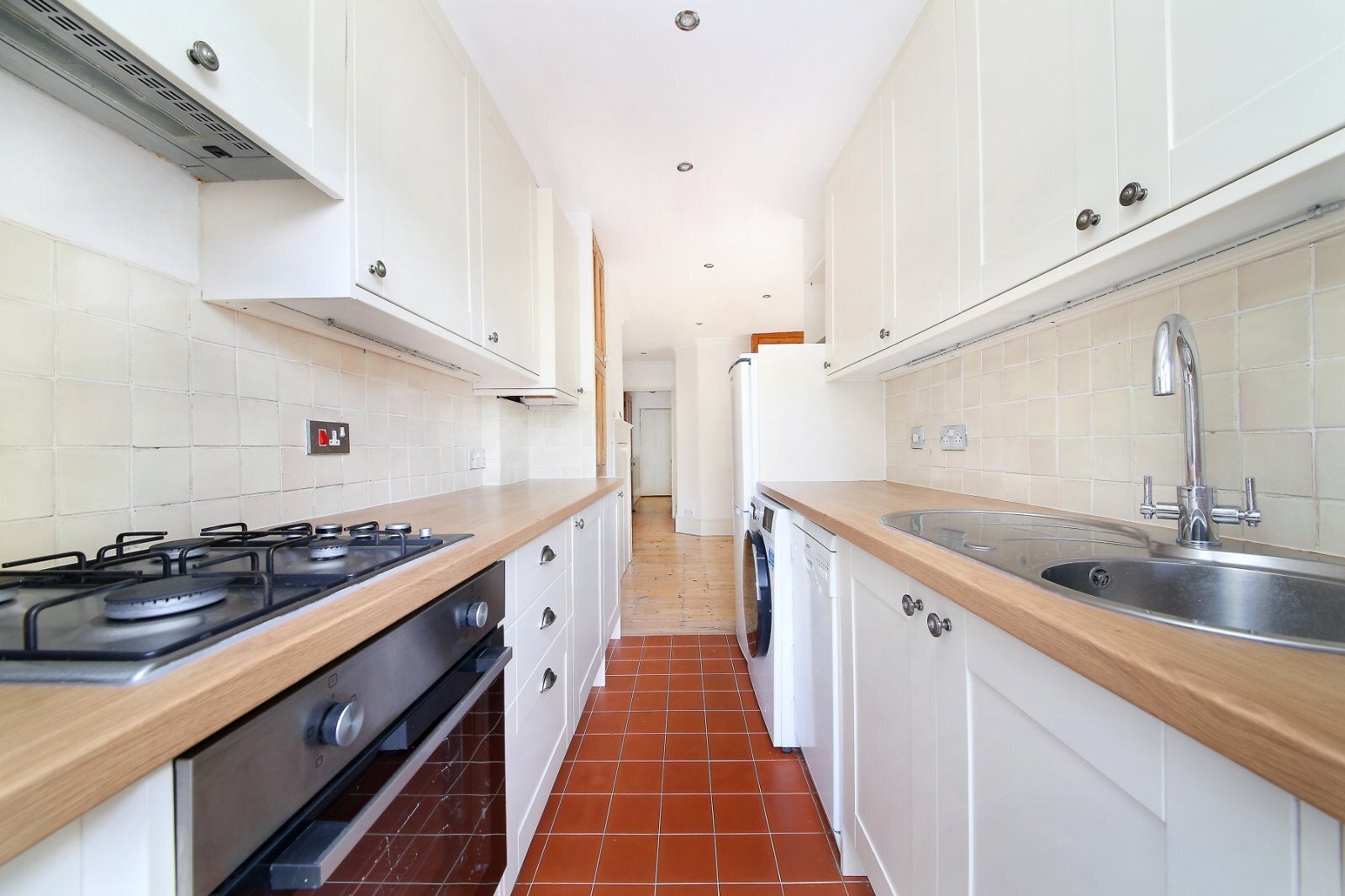 Flat Cowley Road in Greater London
