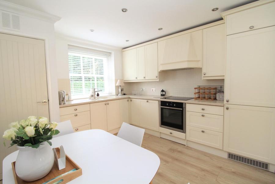 House Thorndon Gate in Brentwood