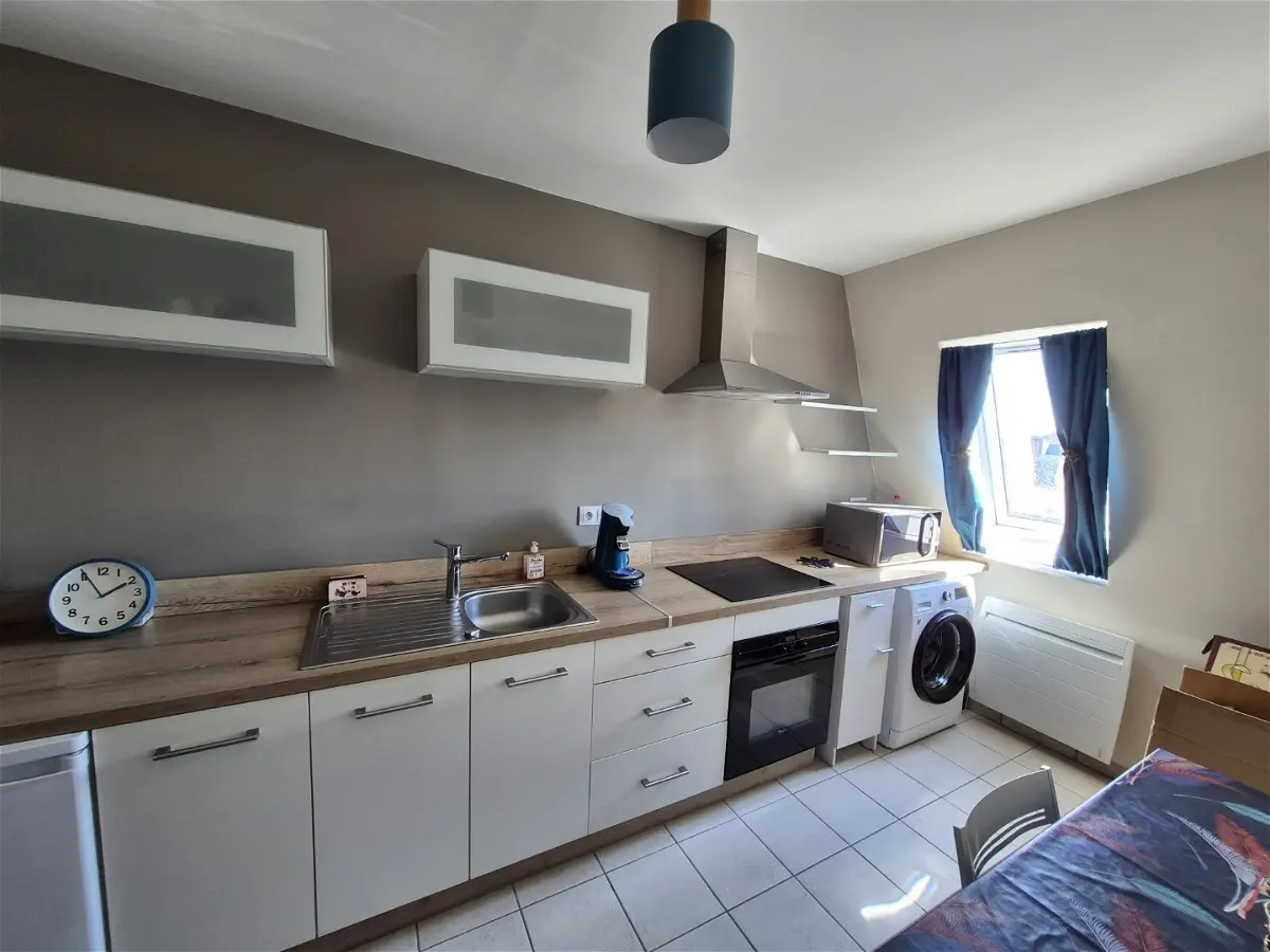 Flat Place Roger Salengro in Arques