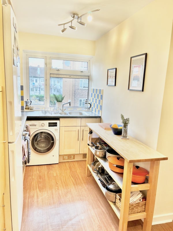 Room Westfields in Greater London