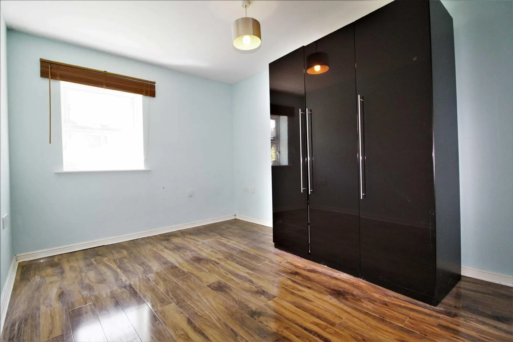 Flat Harmer Mews in Maidenhead
