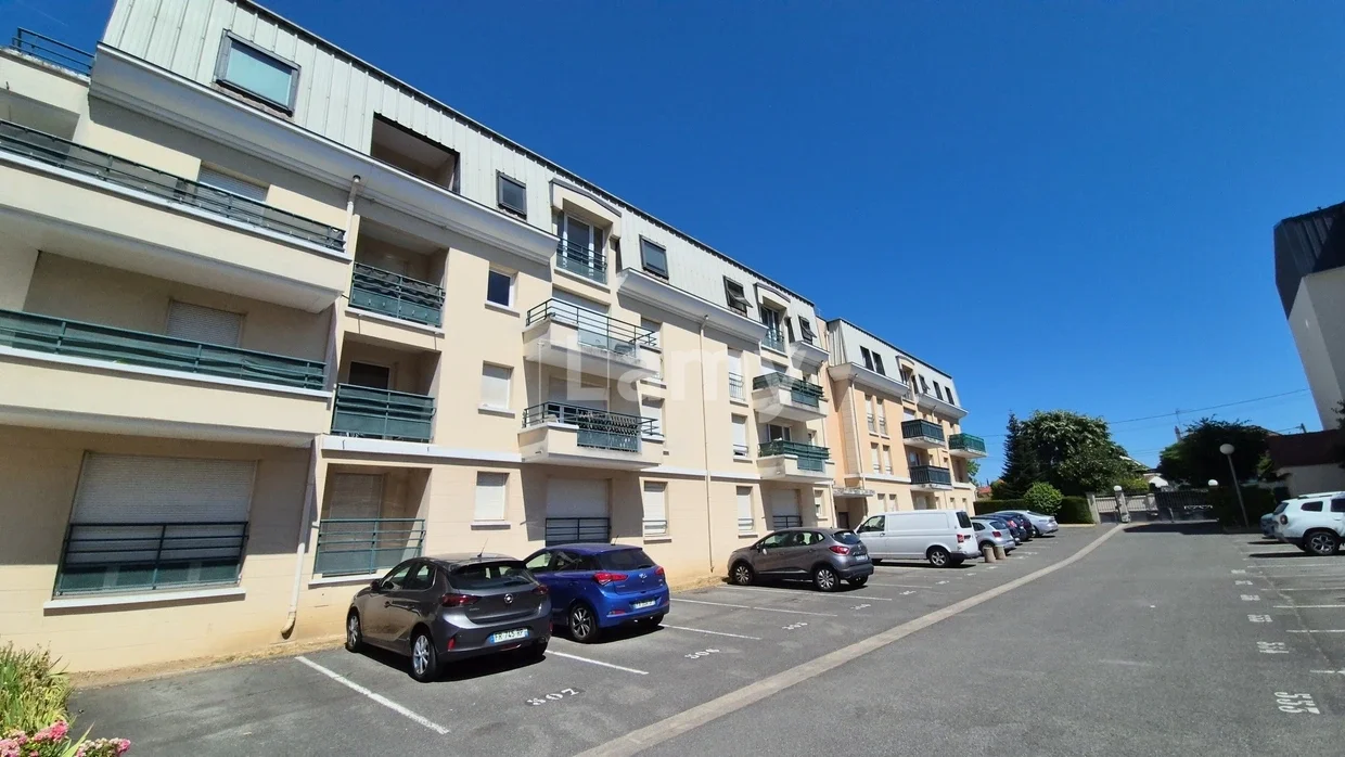 Appartement Chaussée Jules César à Le Plessis-Bouchard