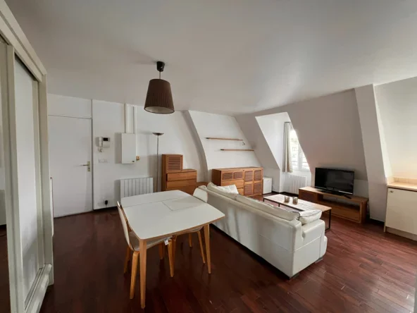 Appartement Avenue Charles de Gaulle à Neuilly-sur-Seine
