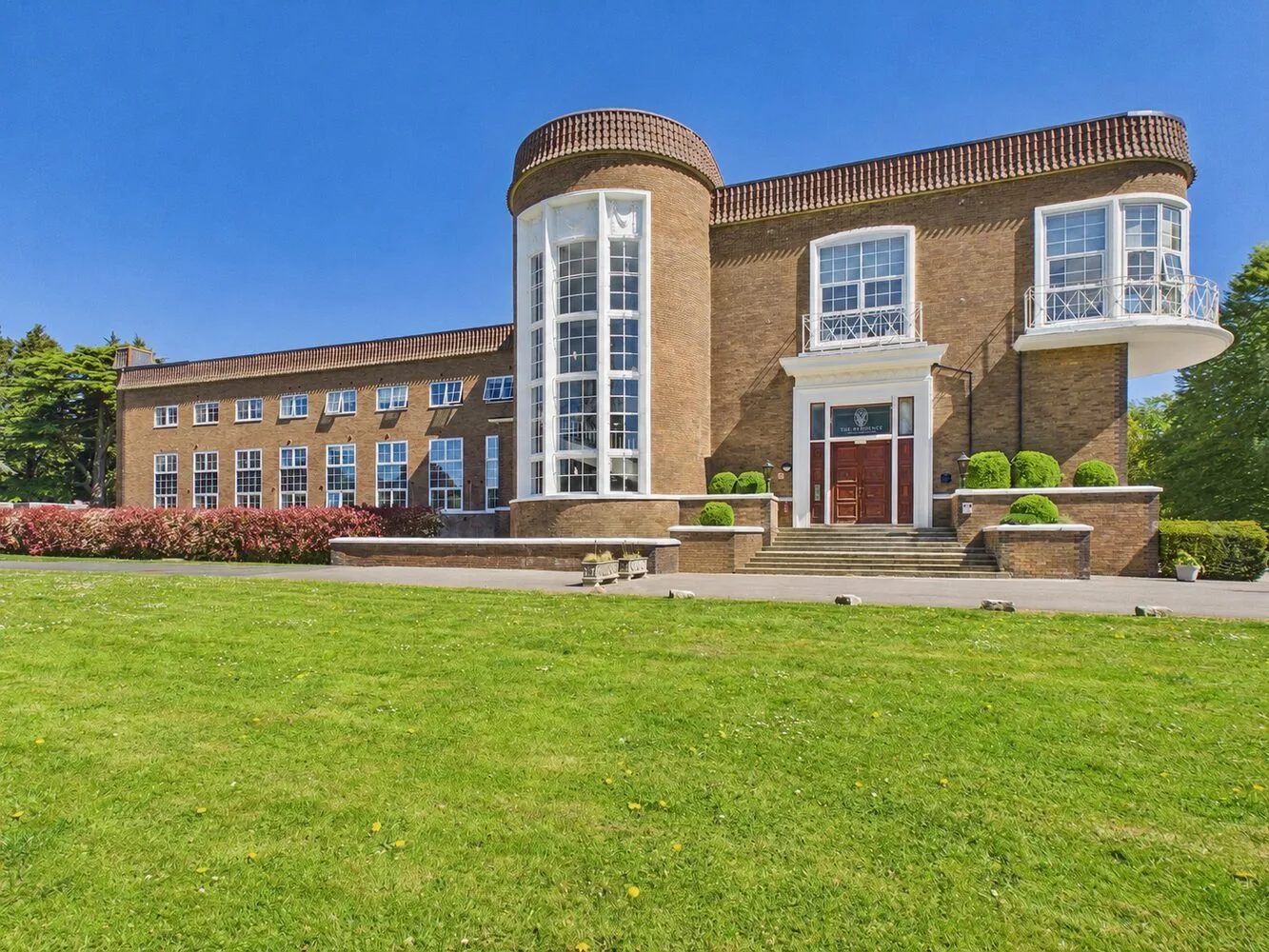Flat Wycombe Road in Bradenham