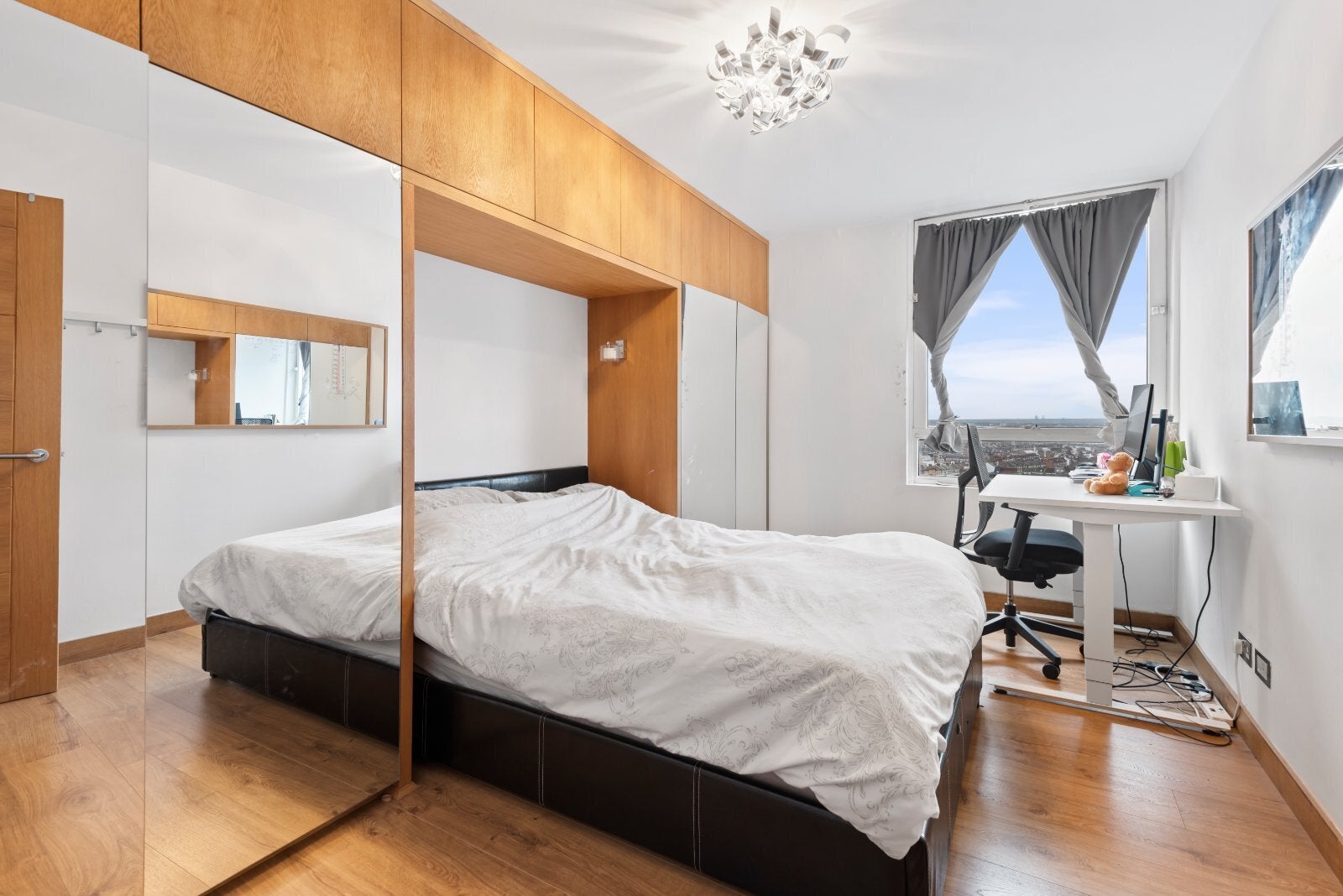 Flat Bramlands Close in Greater London