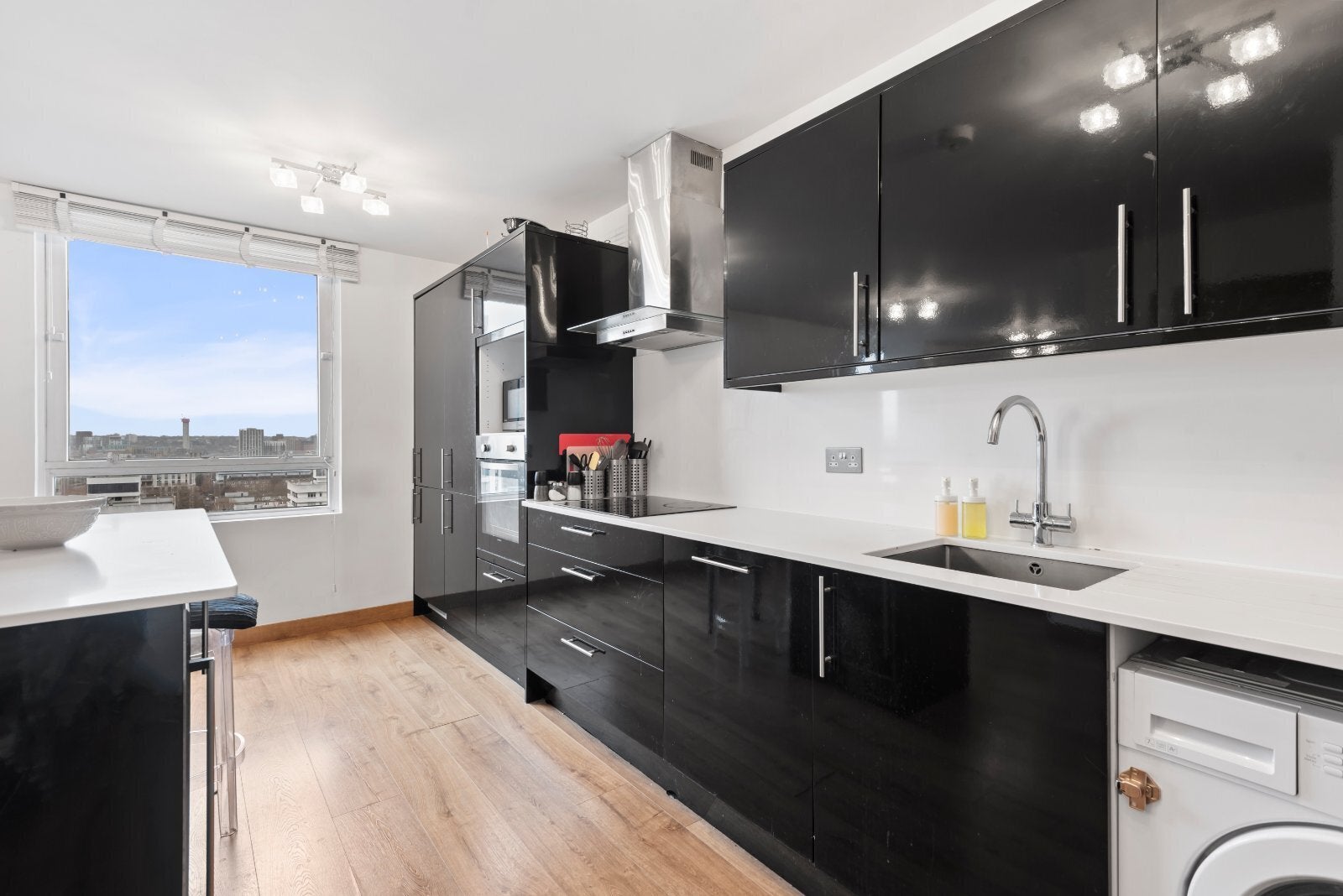 Flat Bramlands Close in Greater London