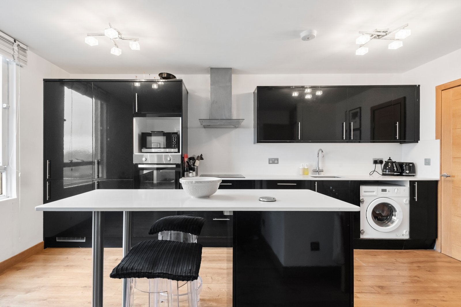 Flat Bramlands Close in Greater London