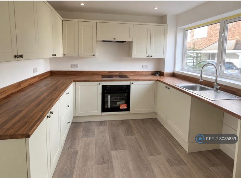 House Dresden Close in Great Oakley