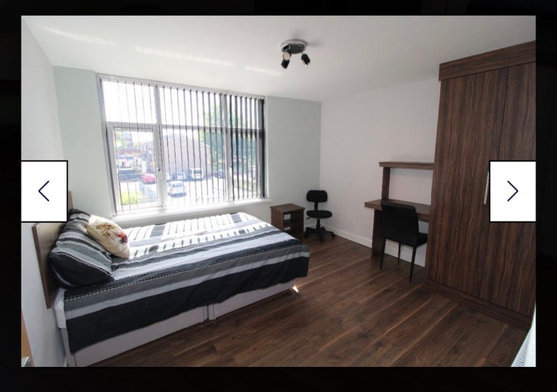 Room Hawkins Street in Preston