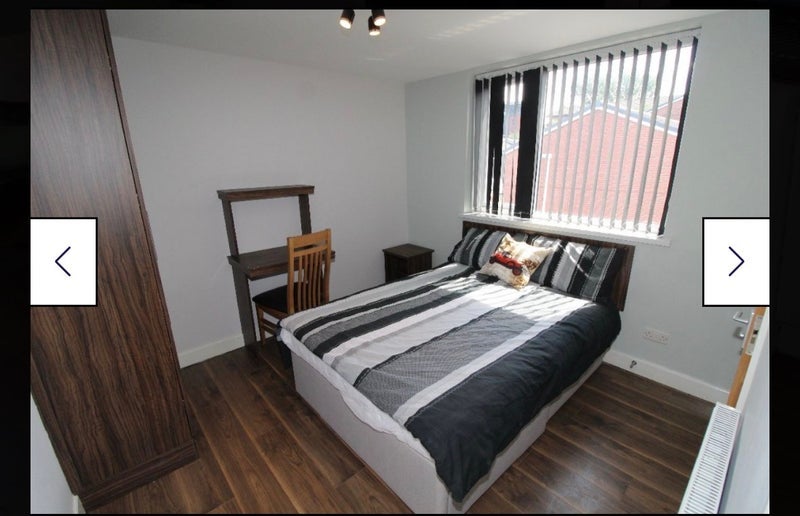 Room Hawkins Street in Preston