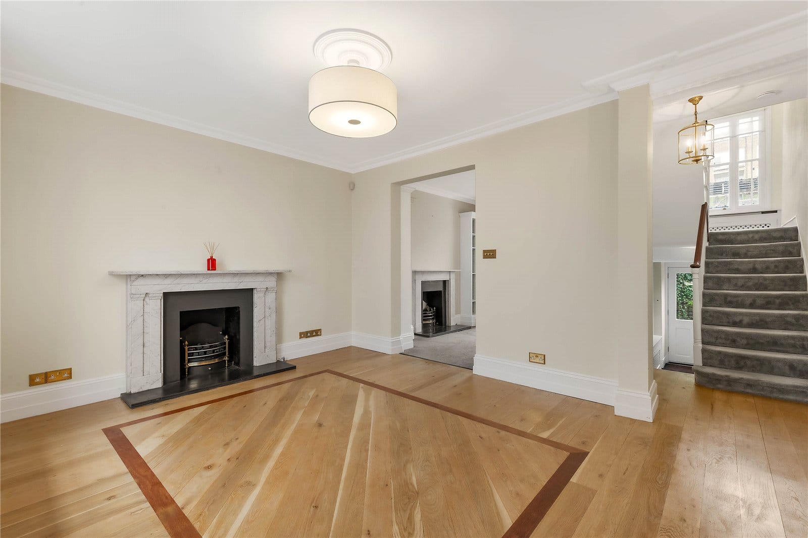 Flat Belgravia Close in Greater London