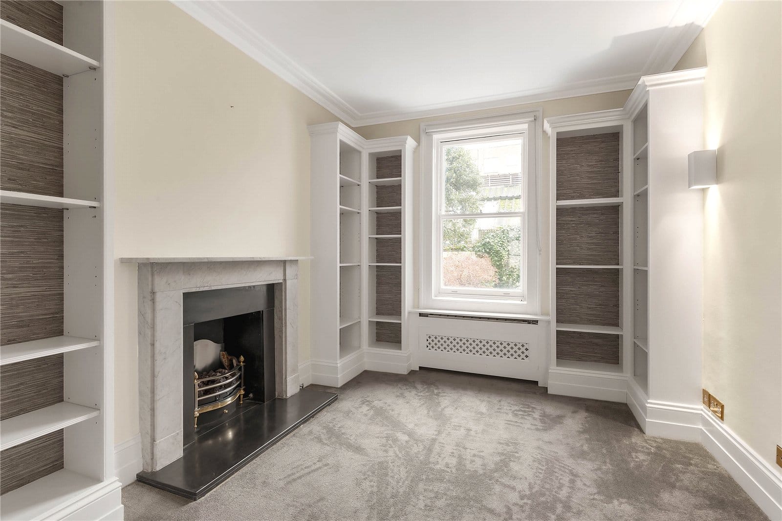 Flat Belgravia Close in Greater London
