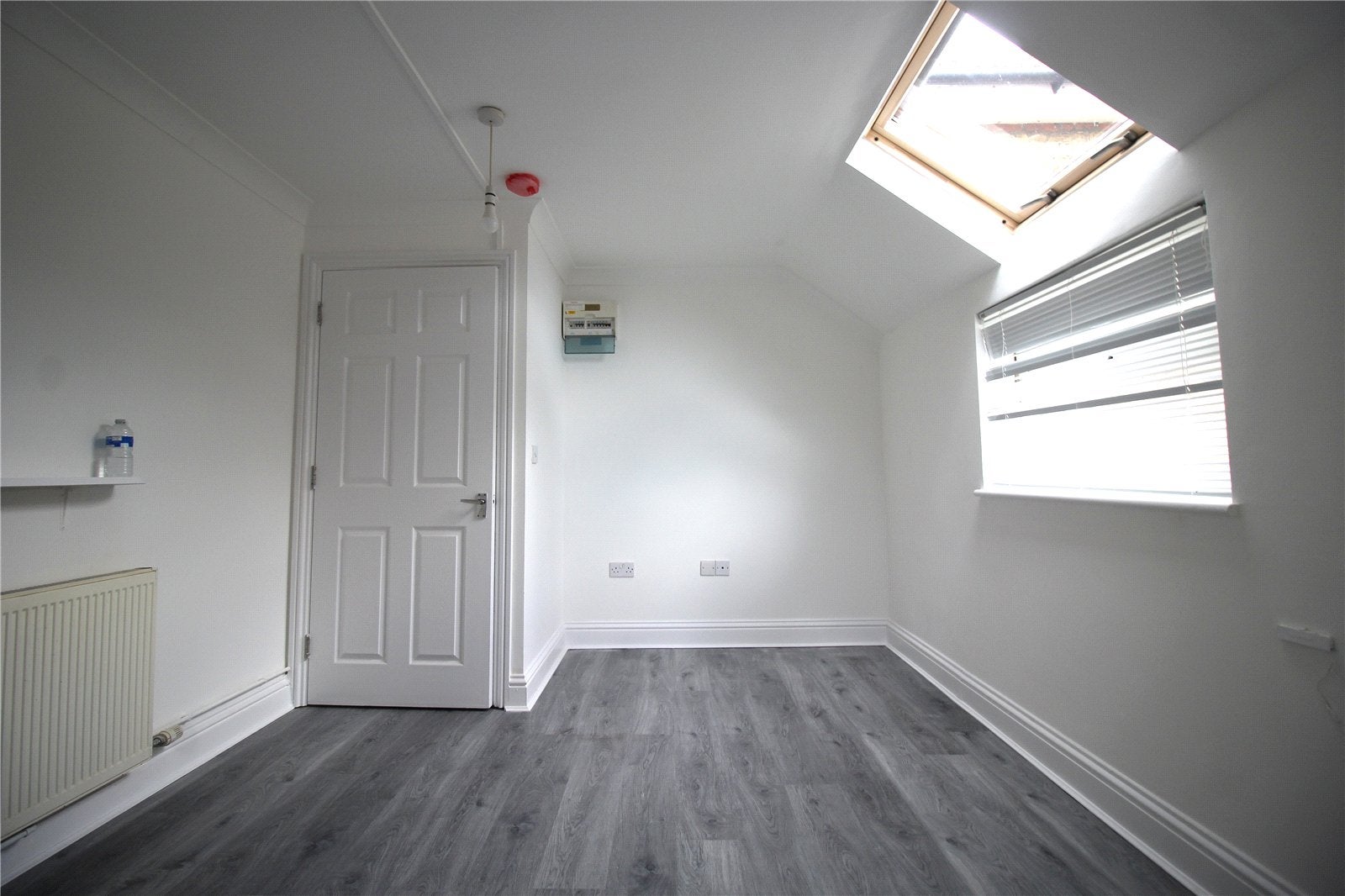 Flat Kent Road in Gravesham