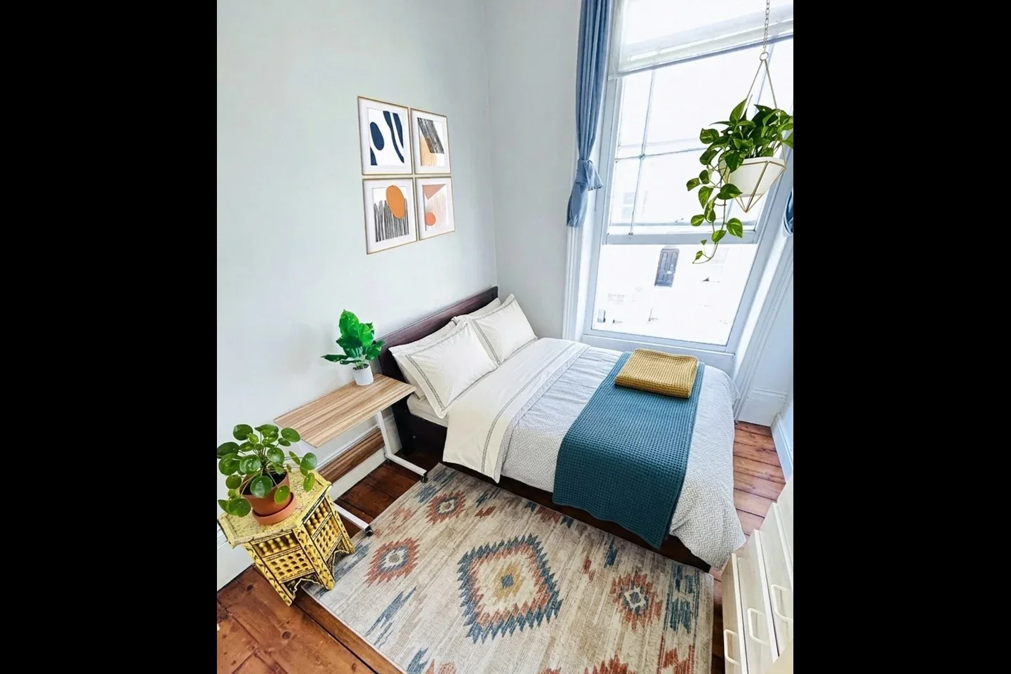 Room Coldharbour Lane in Greater London