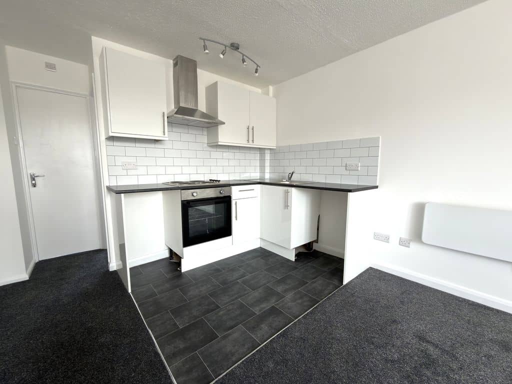 Flat Overbrook Road in Stroud