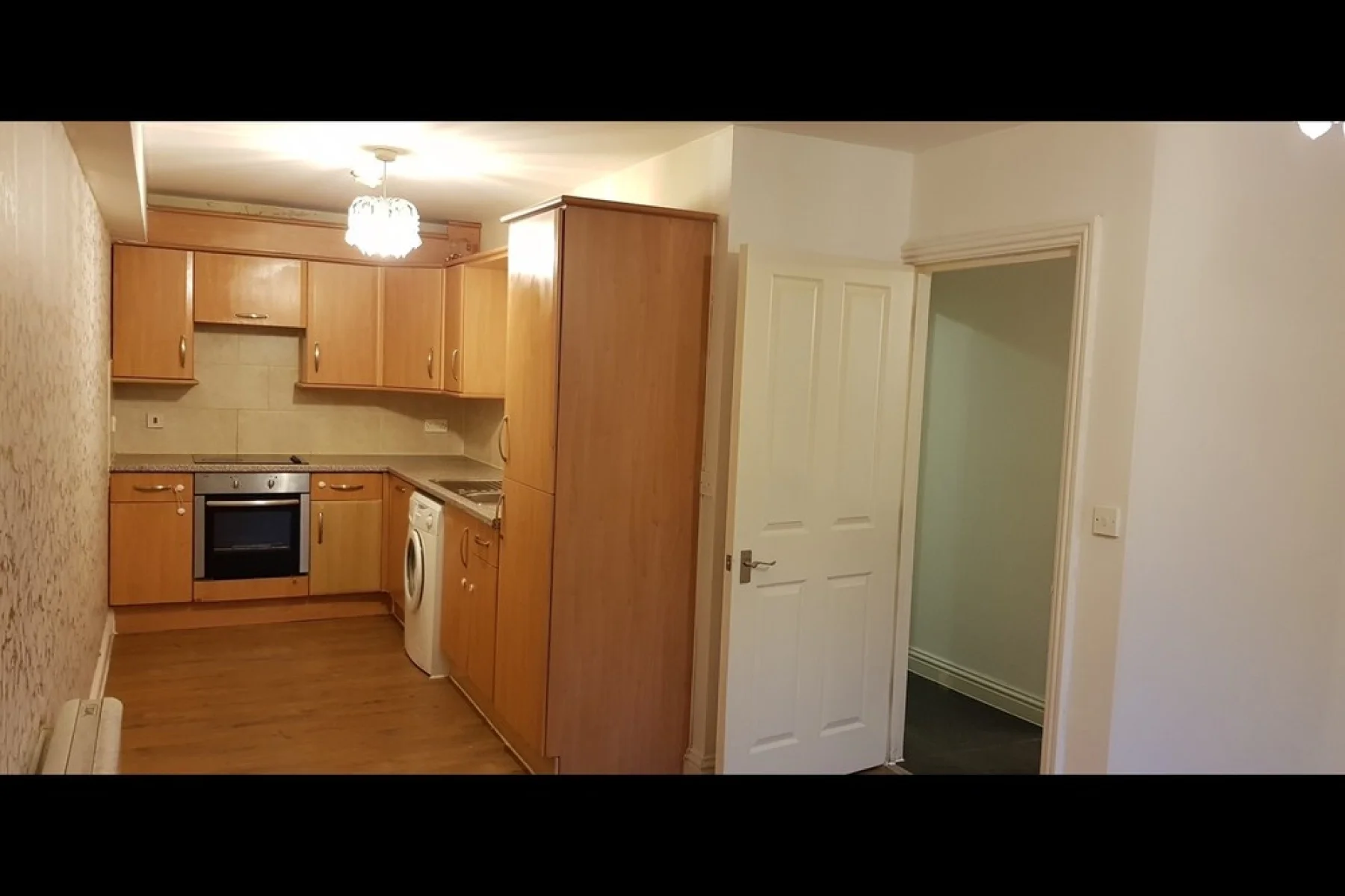 Flat Mawney Close in London