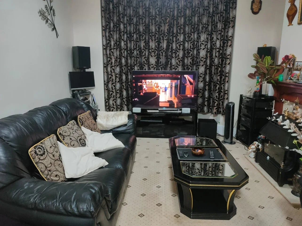 Room Mitcham Road in Greater London