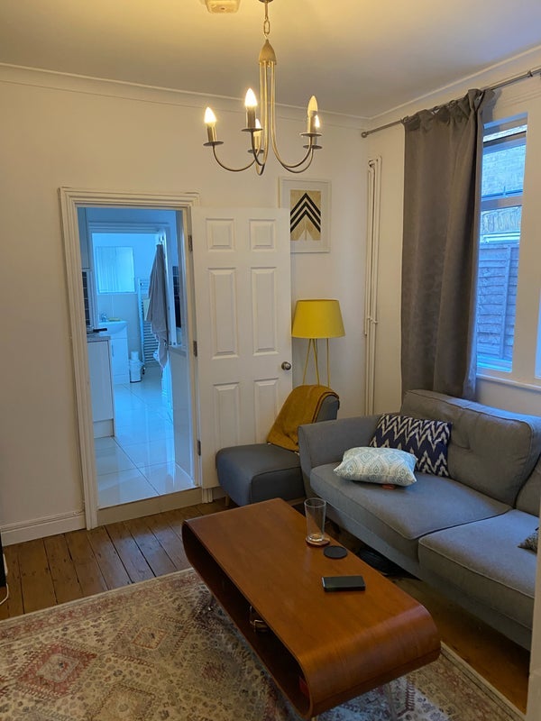 Room Fairlight Road in Greater London