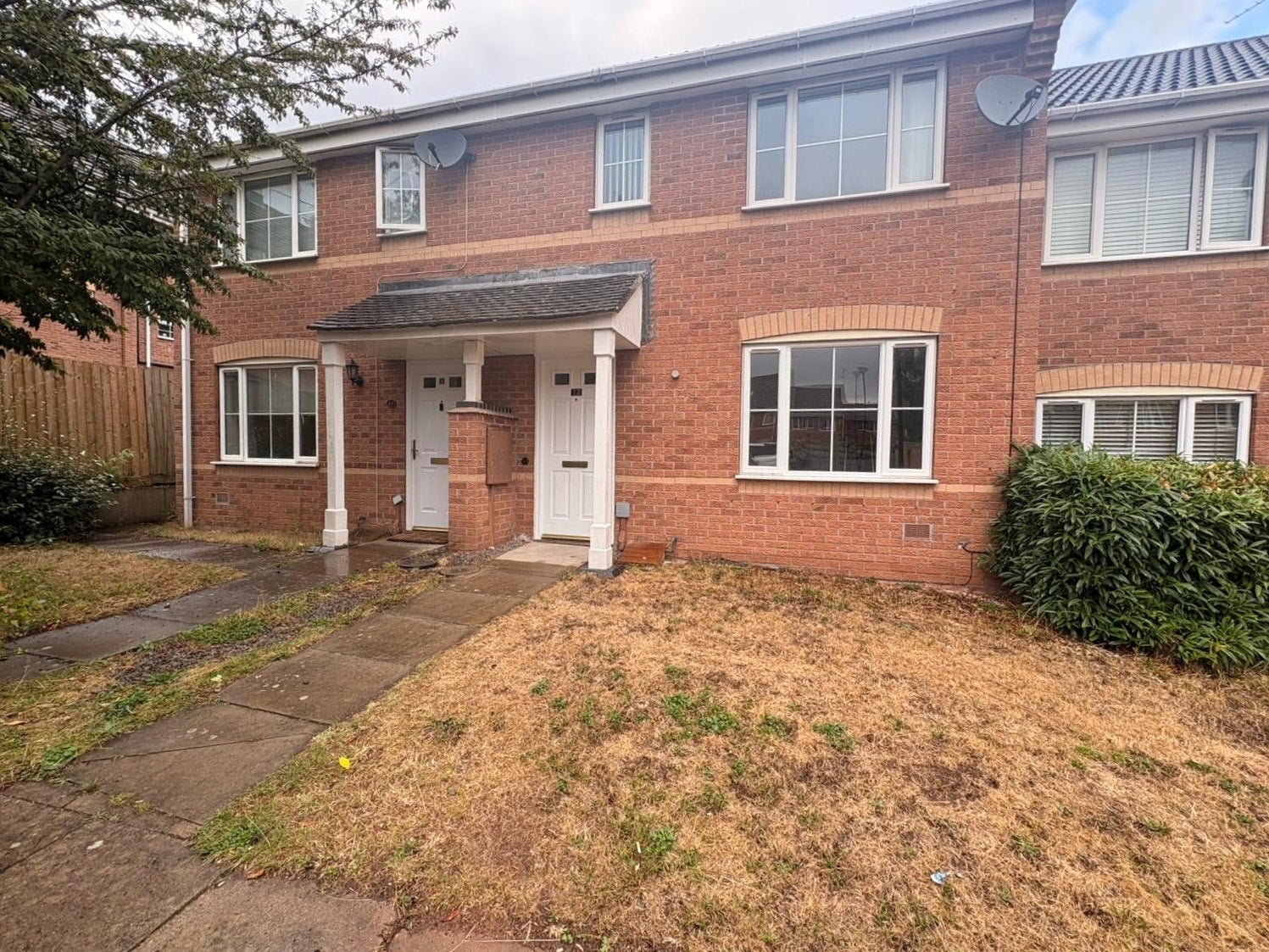 House Bushelton Close in Coventry